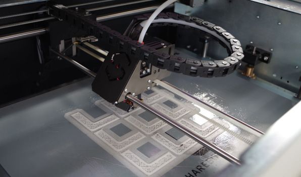 3D-принтеры Sharebot в производстве комплектующих для душевых кабин