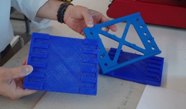 3D-принтеры Sharebot в производстве комплектующих для душевых кабин